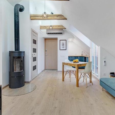 וילנה Tower Street Apartment - Old Town מראה חיצוני תמונה